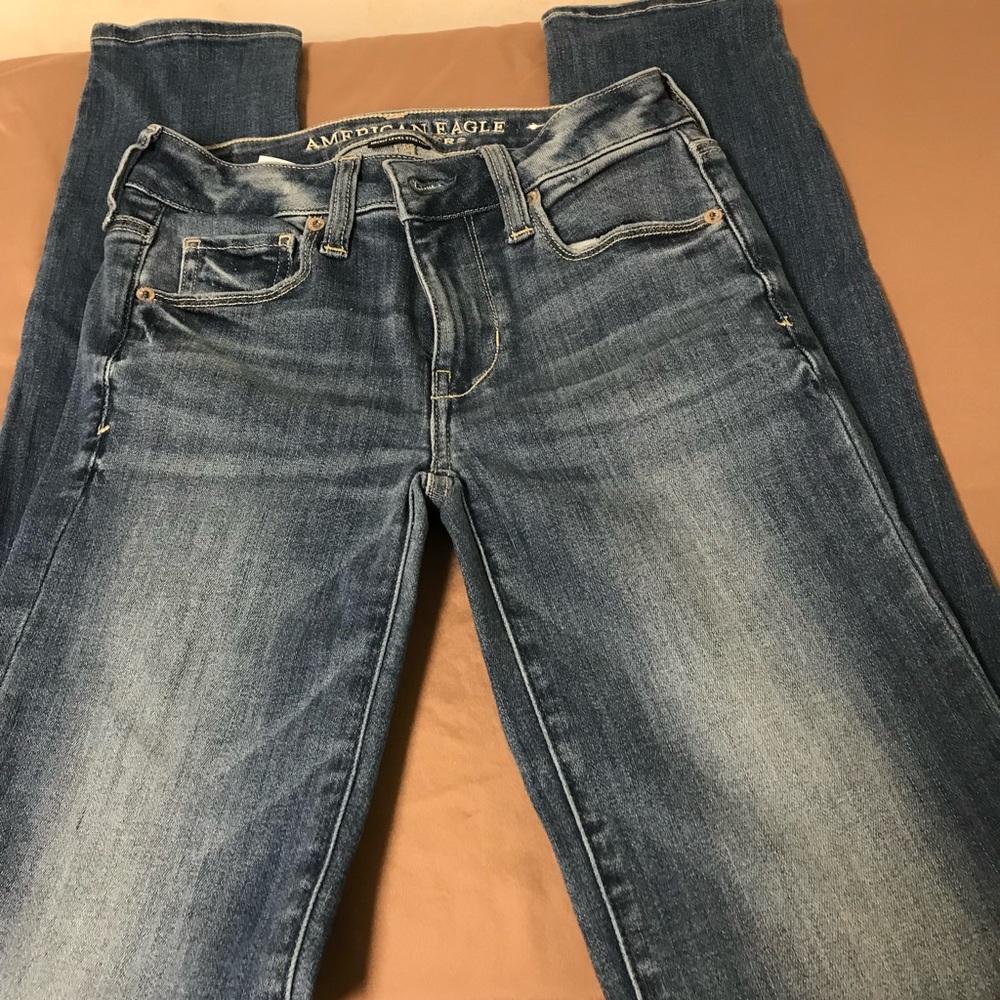NWOT American Eagle skinny jeans